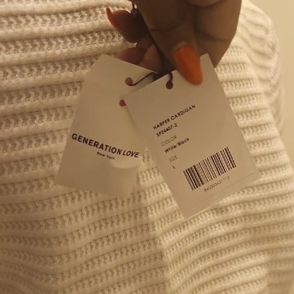 Generation Love White Textured Harper Cardigan - Picture 3 of 3
